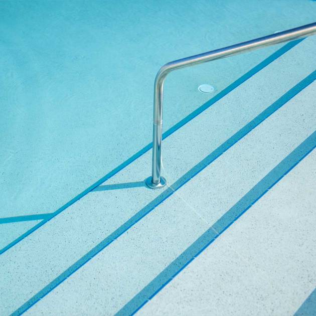28-Suncoast-Pools-Barefoot-Pelican